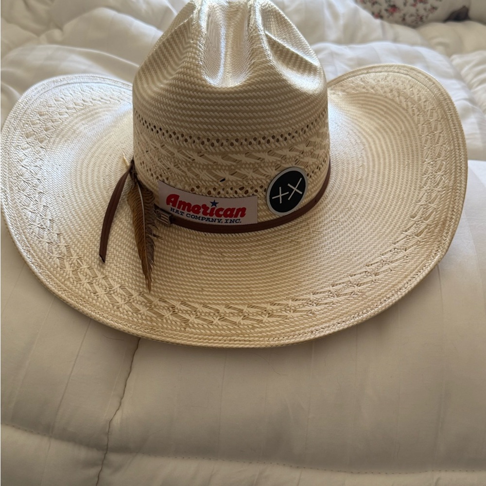 Men's Cream Straw Western Hat with Brown Band - Picture 6 of 7
